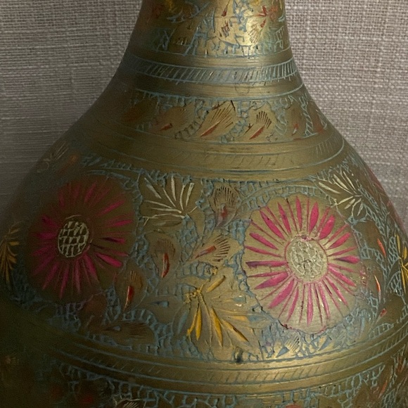 10” Vintage etched brass vase - Picture 5 of 7